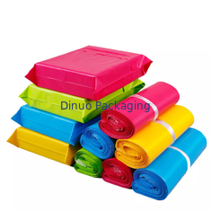 Modisch bedruckte Poly-Versandtasche mit selbstklebendem Stoff