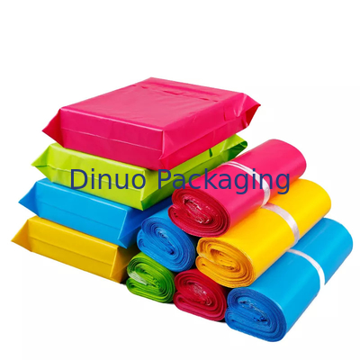 Modisch bedruckte Poly-Versandtasche mit selbstklebendem Stoff