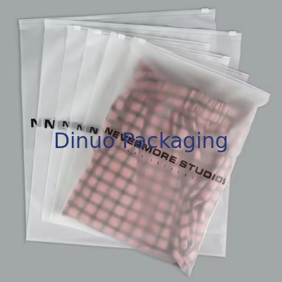 Custom Cpe Frosted Zipper Verpackungstüte Kunststoff klare Zip-Tasche wieder verschließbare Kunststofftüten für Kleidung