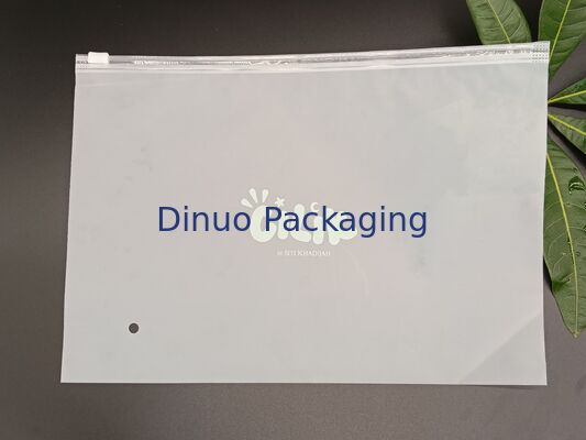 Umweltfreundliche, lebensmittelechte, wiederverwendbare CPE-Reißverschlusstasche zur Aufbewahrung von Kleidungsdokumenten