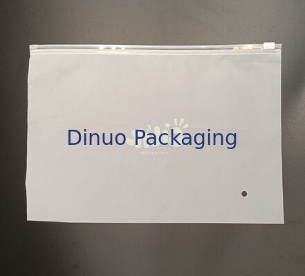 Umweltfreundliche, lebensmittelechte, wiederverwendbare CPE-Reißverschlusstasche zur Aufbewahrung von Kleidungsdokumenten