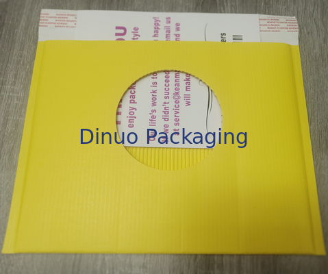 Kompostierbare 100% recyclebare Selbstdichtungswellpappe füllte Verpackenumschläge des Kissens auf