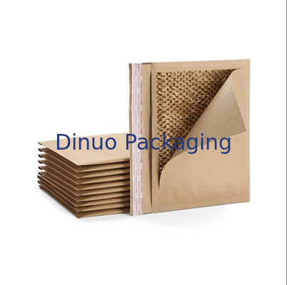 Zelluläres geformtes Kraftpapier runzelte Umschläge aufgefülltes Bienenwaben-Papier für das Versenden