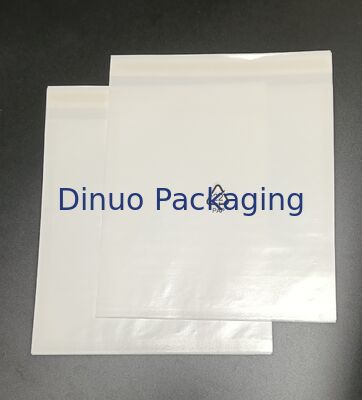 Dreiseitig versiegelte weiße Pergamentpapiertüten mit Recycling-Logo, umweltfreundliche, lebensmittelechte Verpackung für trockene Lebensmittel und Bastelarbeiten
